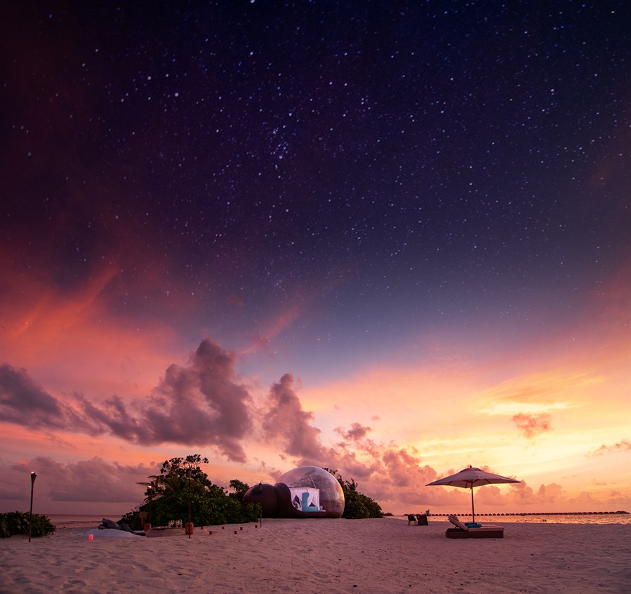 2. Beach Bubble Tent with Dining and Sun loungers - Finolhu Baa Atoll